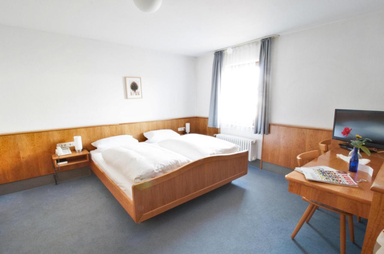 Hotel Krone Strassdorf Schwäbisch Gmünd Exterior foto
