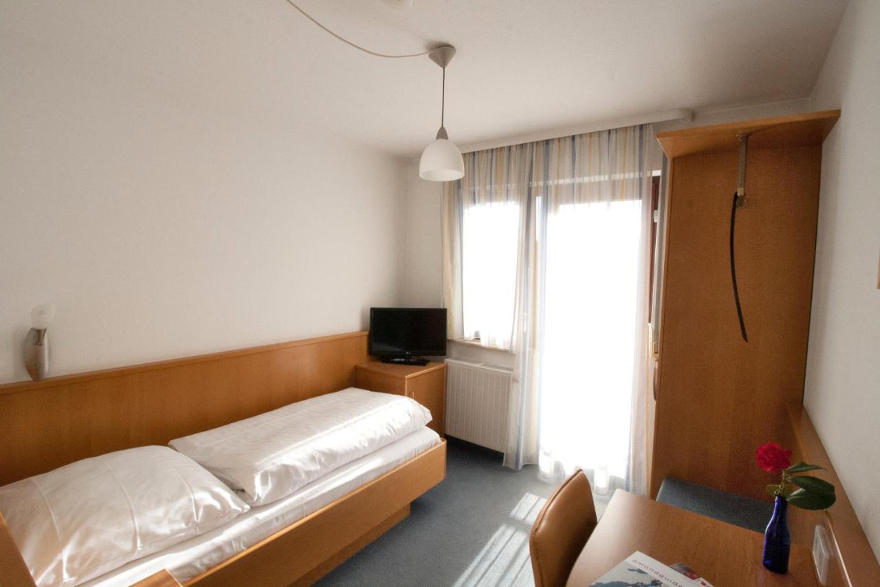 Hotel Krone Strassdorf Schwäbisch Gmünd Exterior foto